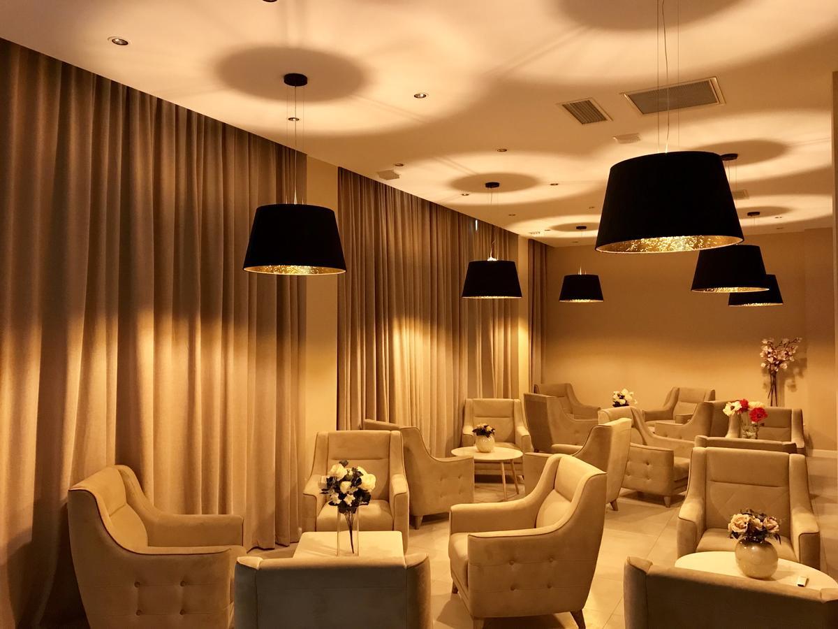 Hotel Tsereteli Palace Batumi Esterno foto